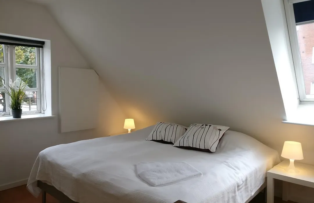 Aalborg City Rooms ApS-1